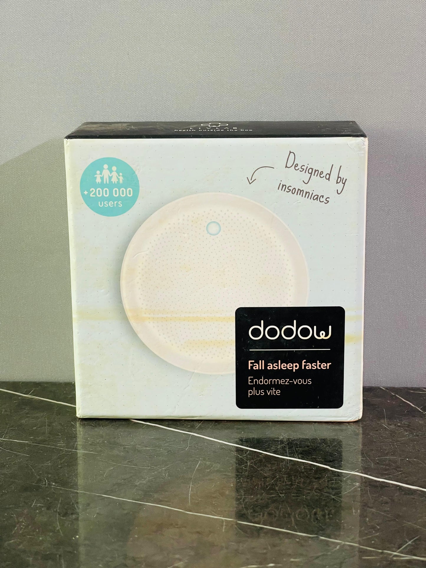 Dodow Sleep Aid Device. SKU:BXL-002 (new) (Rs 750 advance)