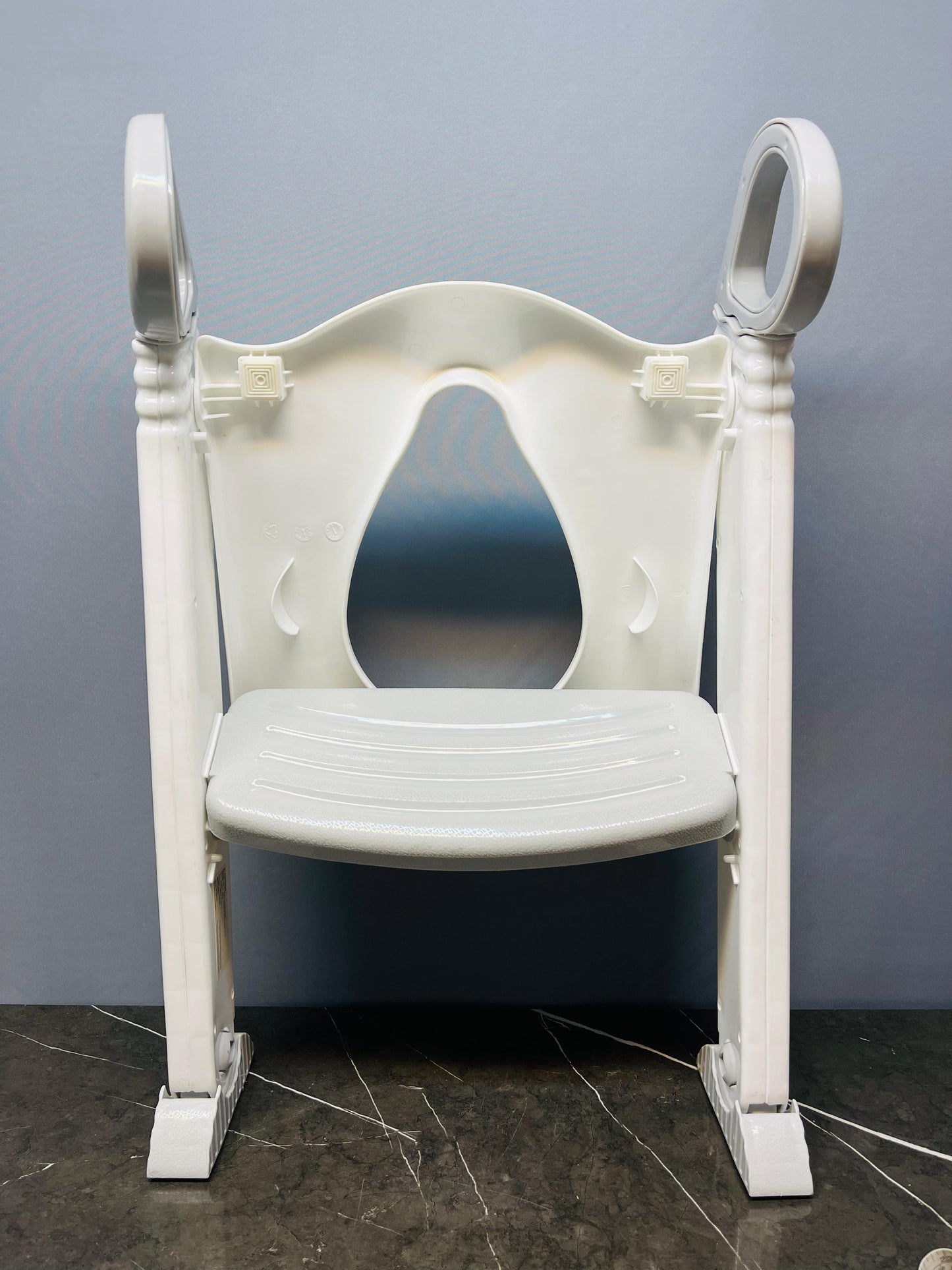 BabyDan Toilet Trainer with Step. (500 advance)