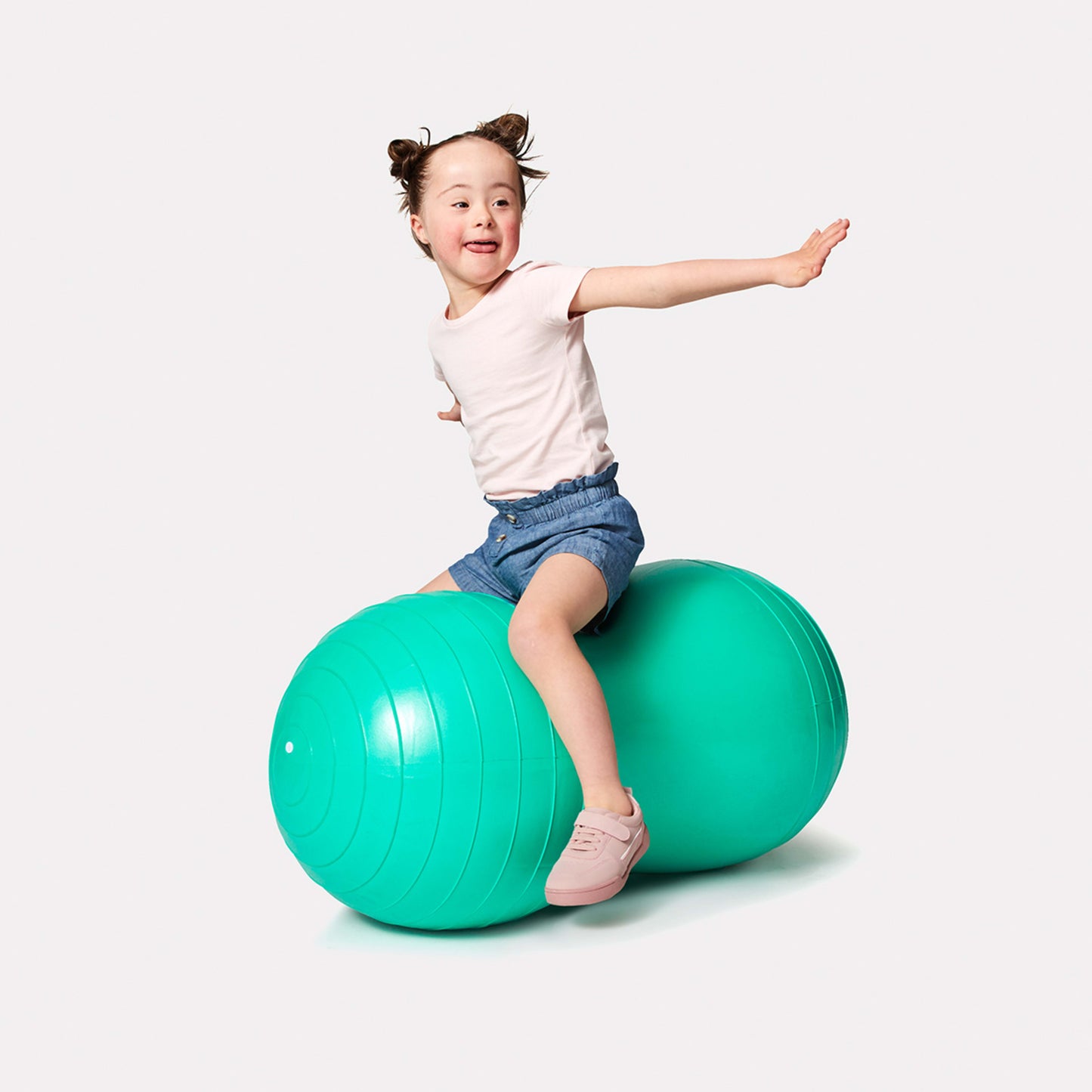 Anko Kids Peanut Balance Ball. (New)(500 advance)
