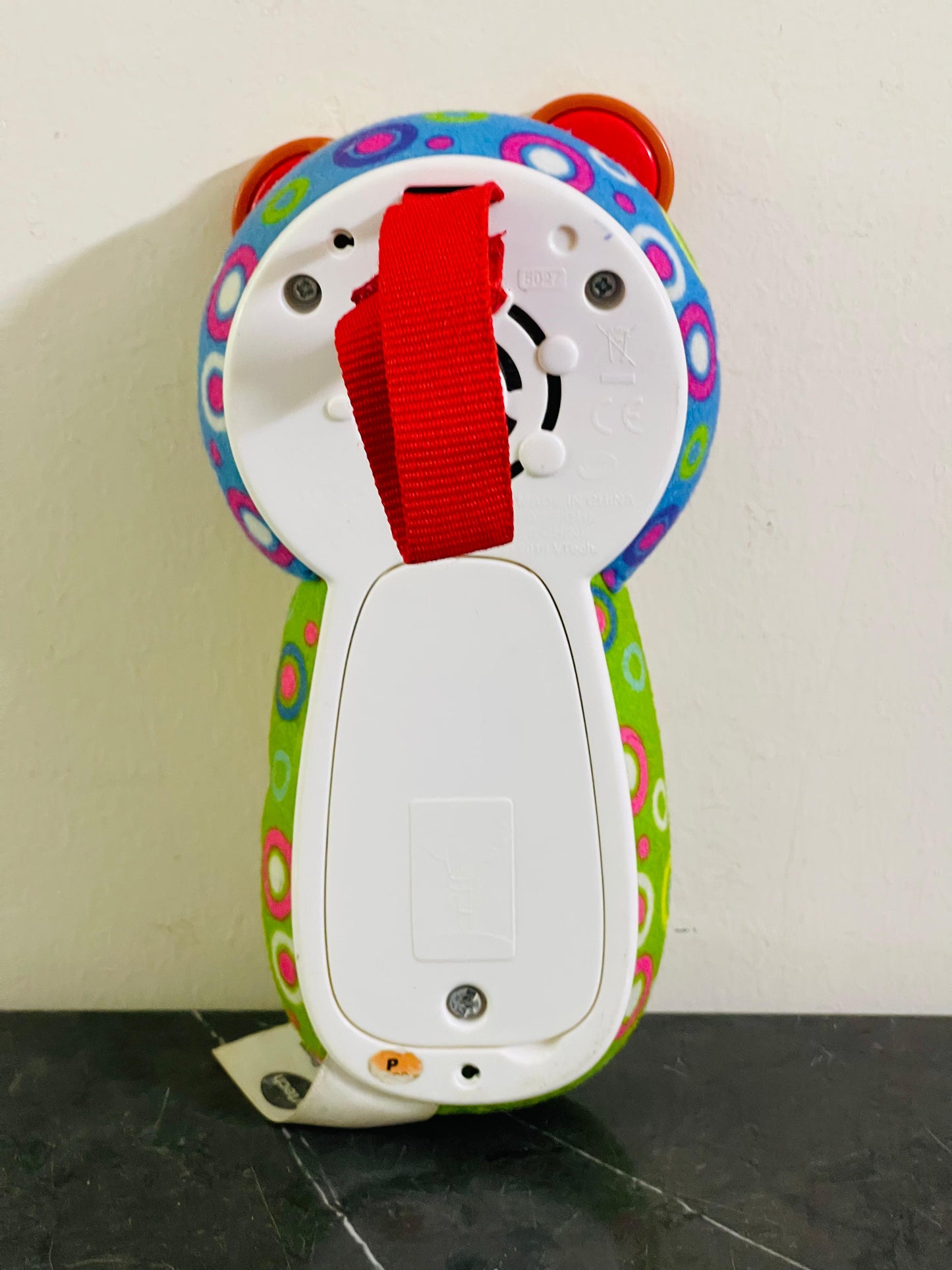 VTech Peek & Play Phone. SKU:BXL-104