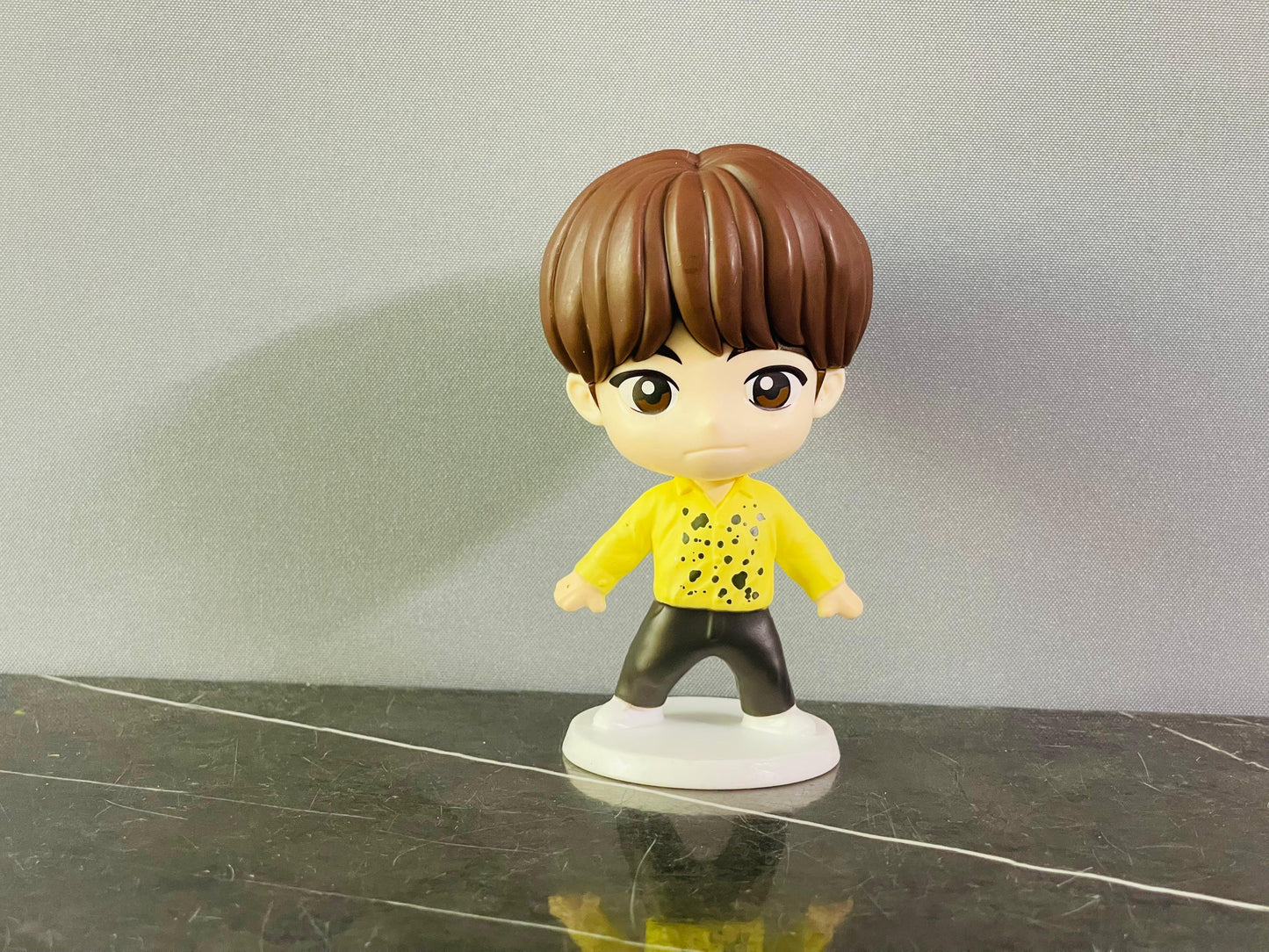 Jin TinyTAN Figurine. SKU:BXL-009