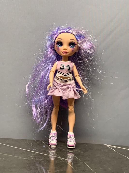 Rainbow High Cheer Violet Willow Fashion Doll.
