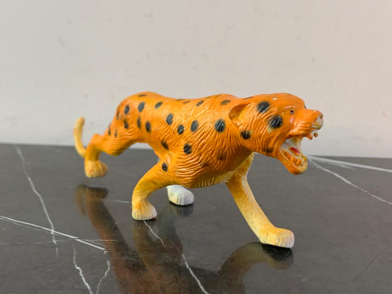 Cheetah Toy Figure. SKU:BXL-118