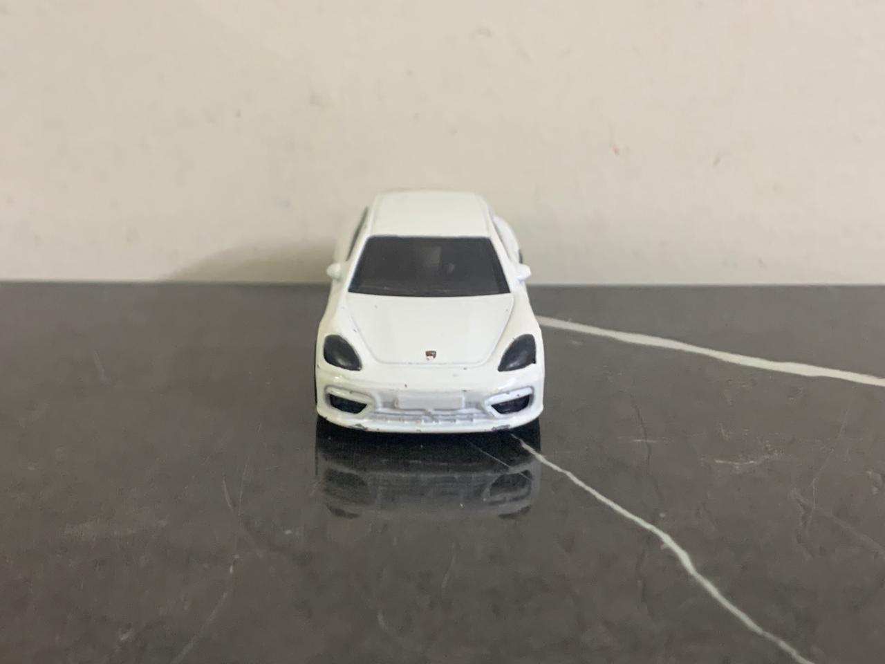 Hot Wheels 2020 Porsche Series Porsche Panamera Turbo S E-Hybrid Sport Turismo Vehicle Toy. SKU:BXL-054