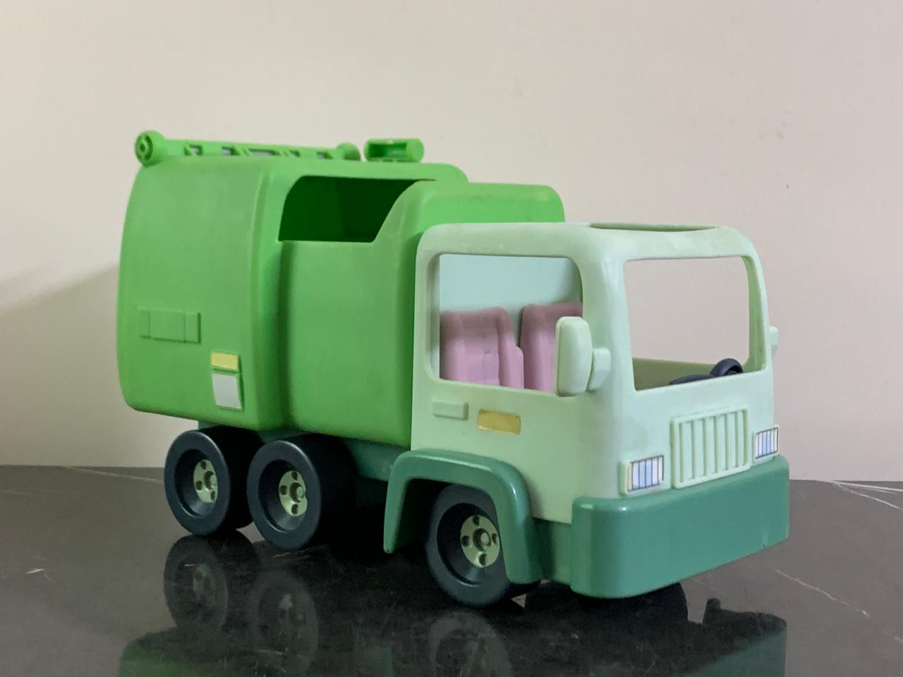 Bluey Garbage Truck. SKU:BXL-027