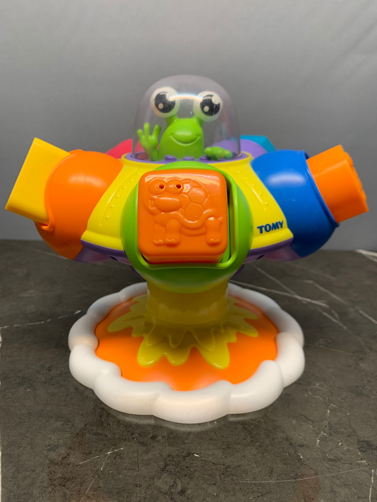 Tomy Sort and Pop Spinning UFO.( Rs.250 advance) shaper may differ. SKU:BXL-087