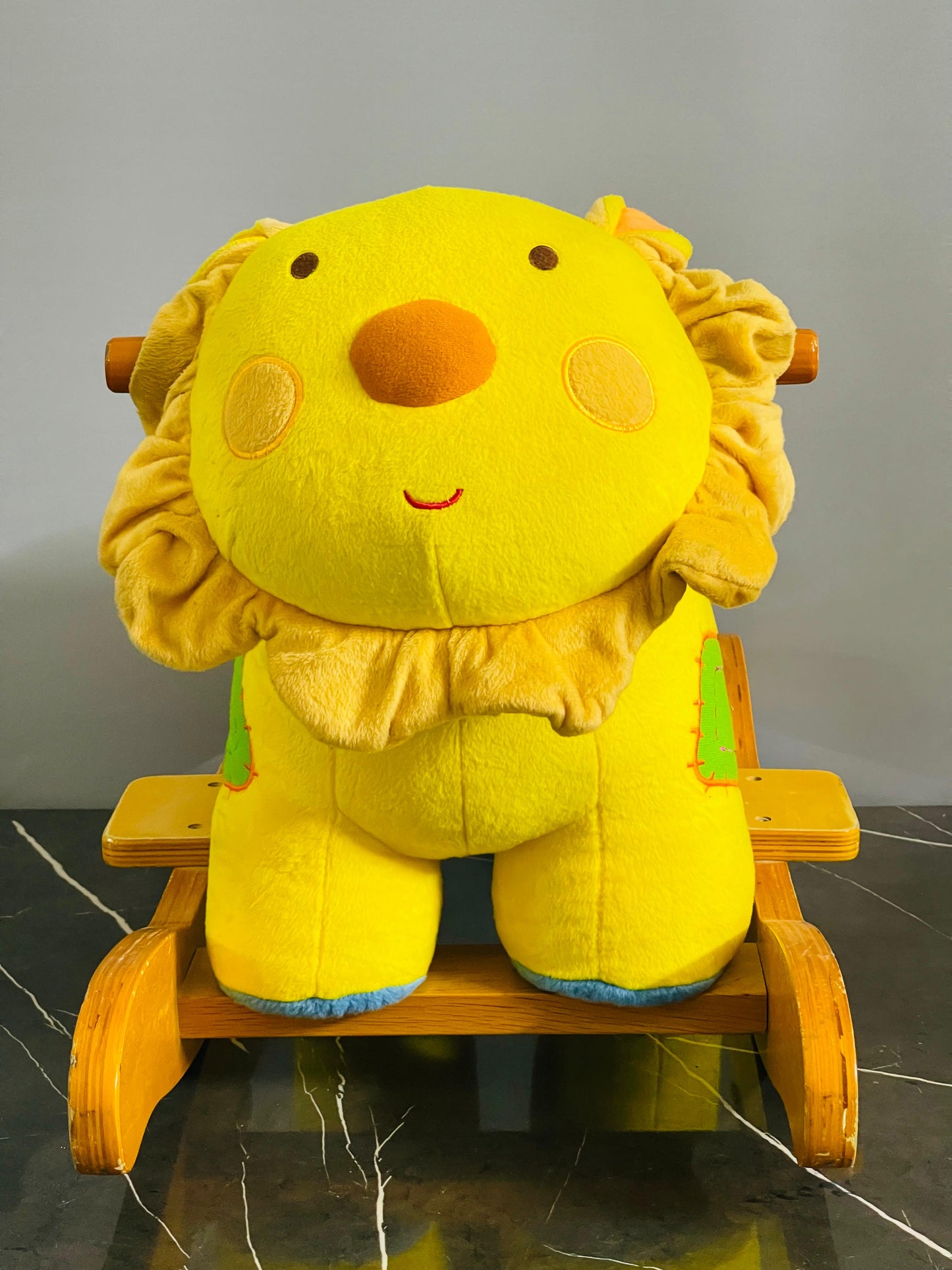 Charm Company Figaro Lion Rocker. SKU:BXL- 804 (Rs 700 advance)