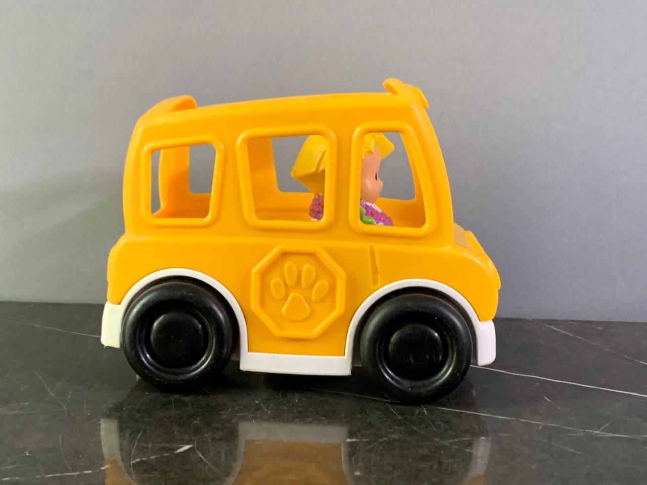 Fisher-Price Little People Sit With Me School Bus. SKU:BXL-043