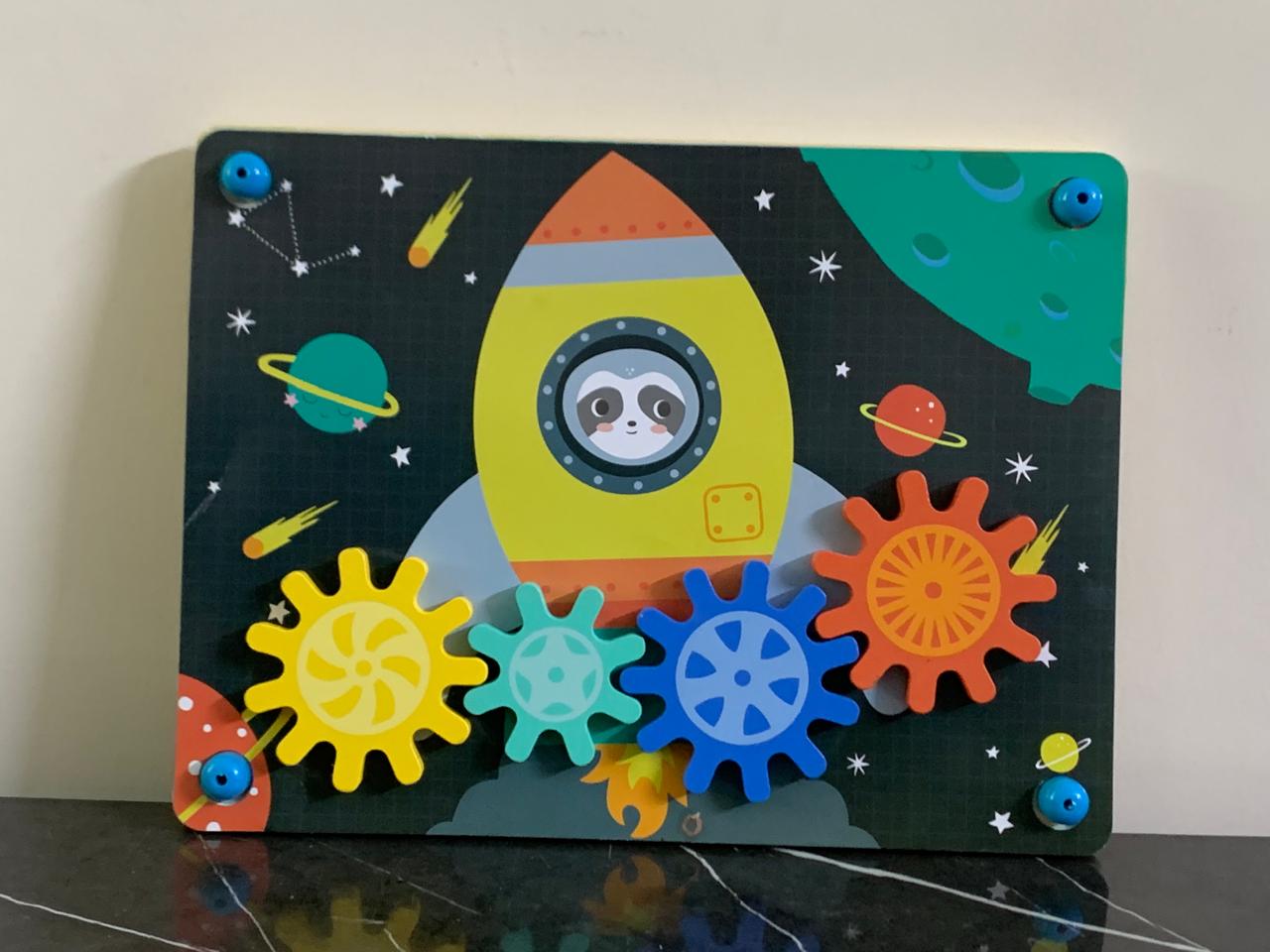 Wooden Peg and Gear Board With Six Scenes. SKU:BXL-007