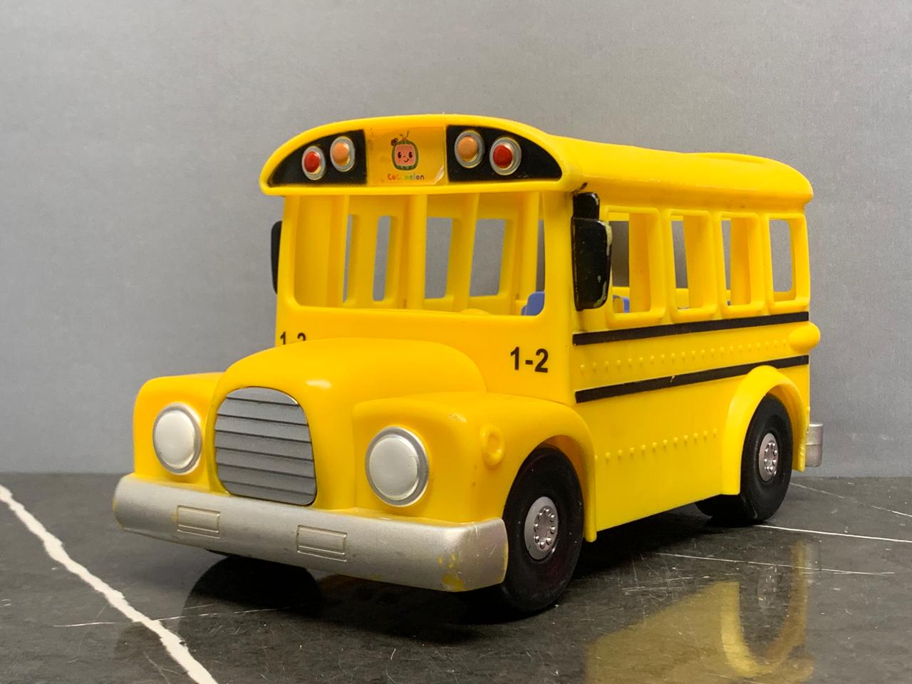 CoComelon Yellow School Bus. SKU:BXL-027
