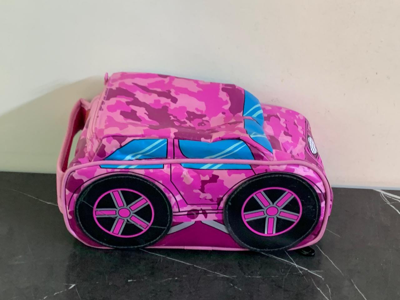 Car-shaped Insulated Lunch Box Bag. SKU:BXL-052