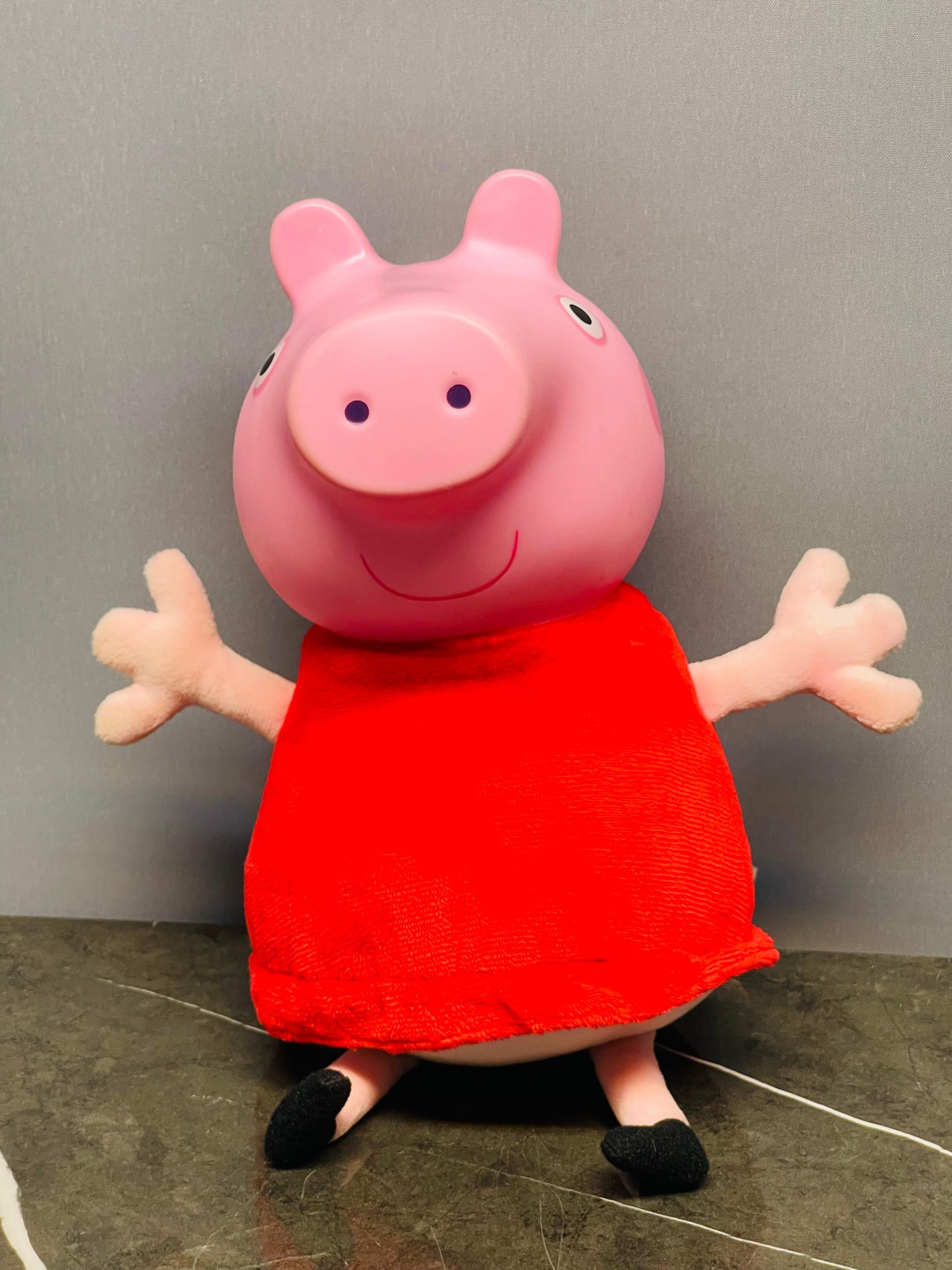 Peppa Pig Glow Friends Talking George.