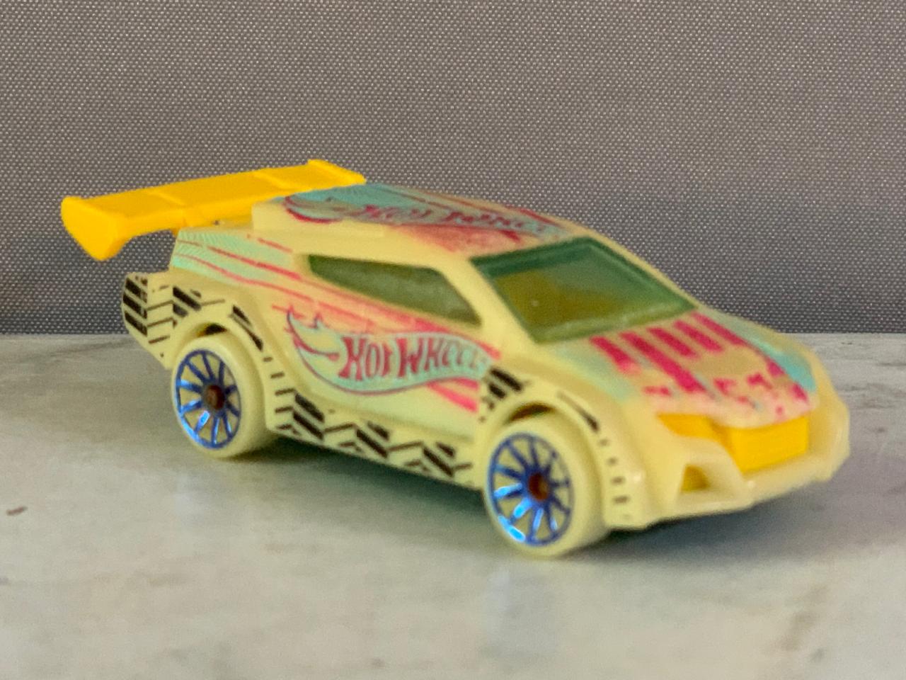 Hot Wheels Loop Coupe.