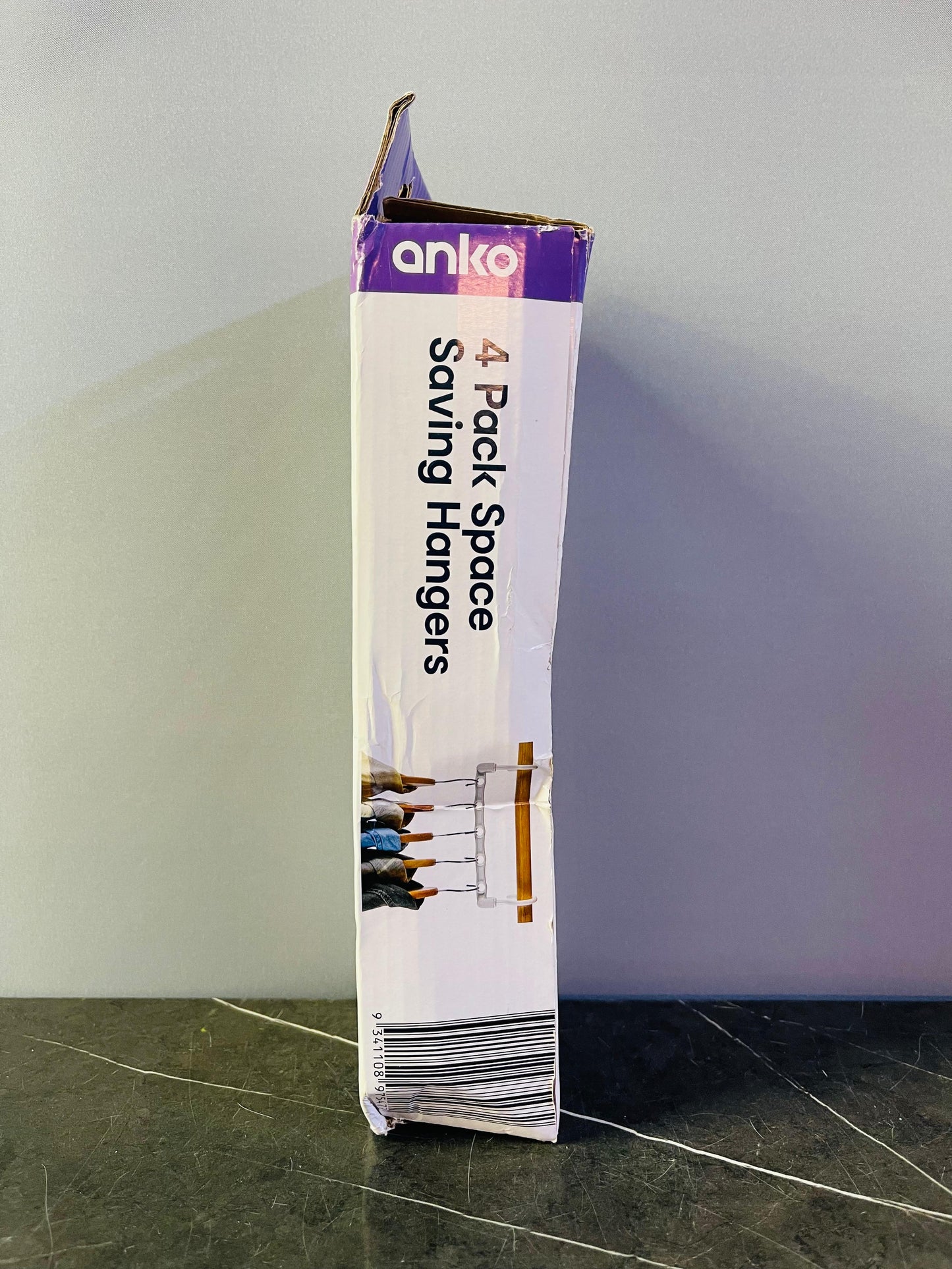 Anko 4 Pack Space Saving Hangers. SKU:BXL-089 (new)